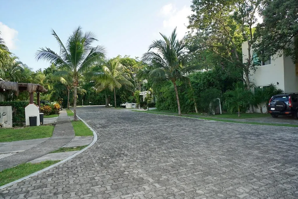 Vila Casa Max By Playa Moments Playa del Carmen